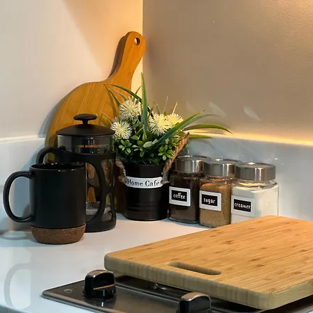 Prime Makati Cbd Condo With Fast Wifi