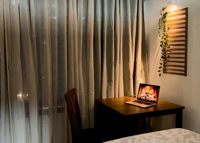 Prime Makati Cbd With Fast Wifi * Manila